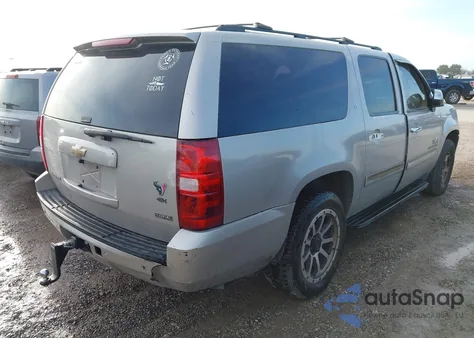 2009 Chevrolet Suburban 1500 Lt2 z USA, uszkodzony, nr VIN 1GNFC26049R292451